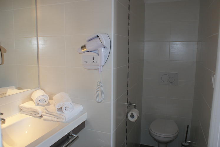 La Belle Epoque propose des chambres avec salle de bain privative